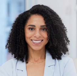 headshot of smiling woman